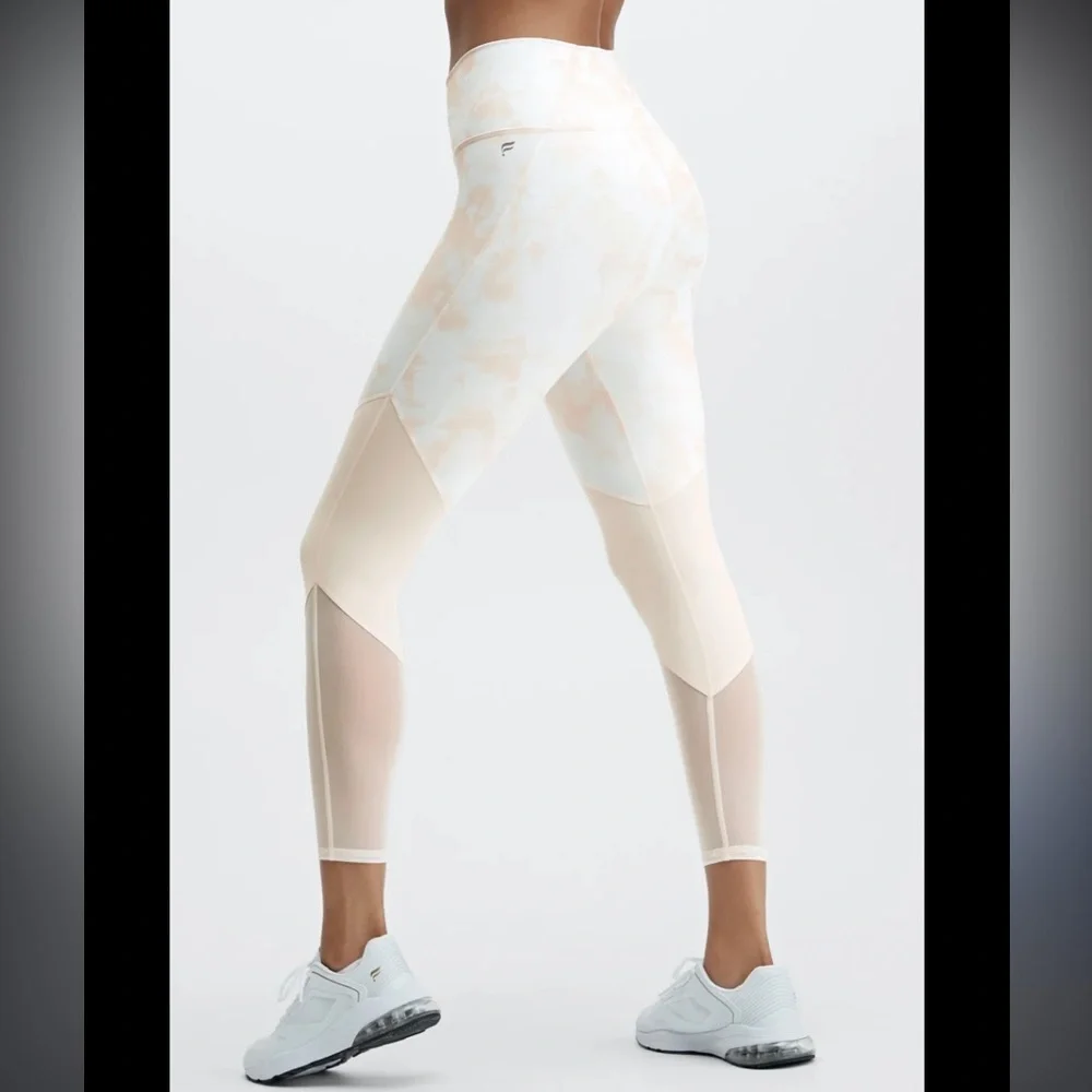 Fabletics Honey Milk Zoned-High Waist Leggings Size Large - Picture 2 of 11